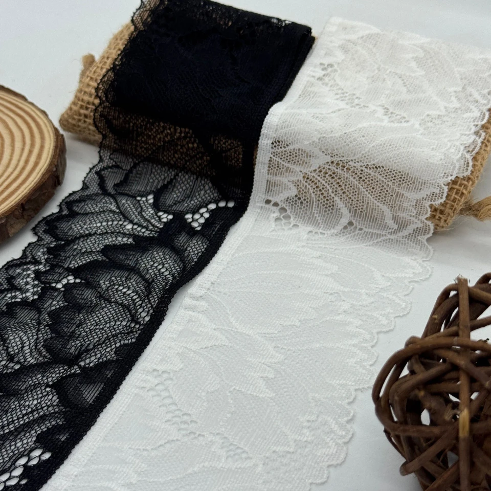 Мереживо стрейч 70027 (238 ярдів), чорний