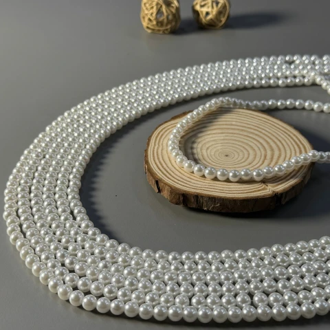 Перли на нитці 8 мм 1 кг, білий