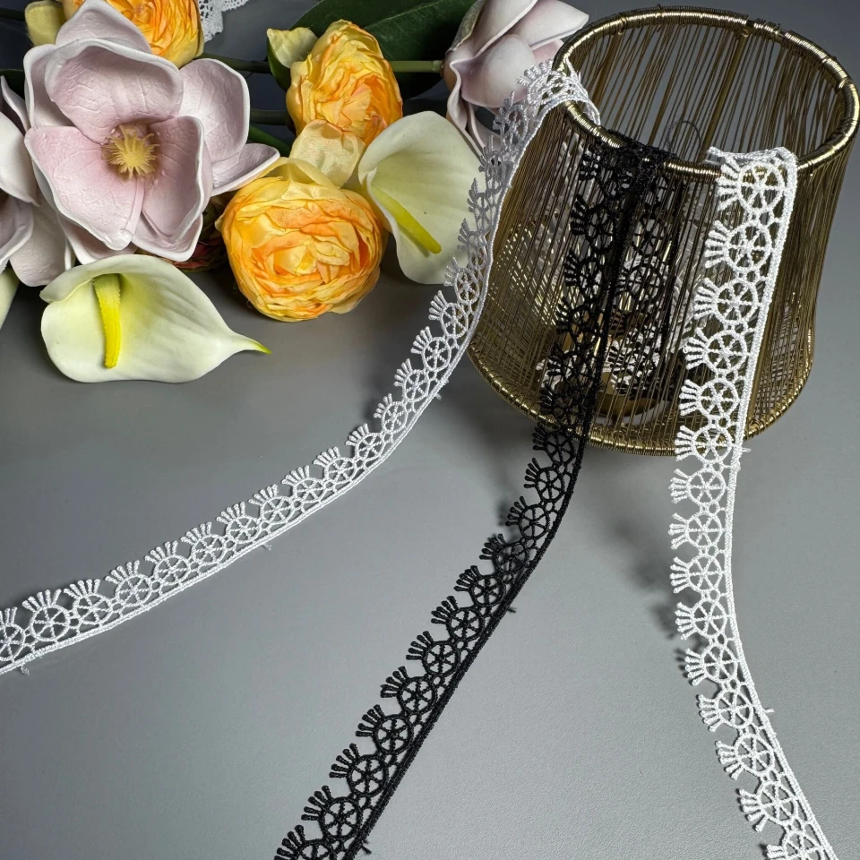 Мереживо поліестер ВВ104791 2 см. (30 ярдів/27.3 м.), білий