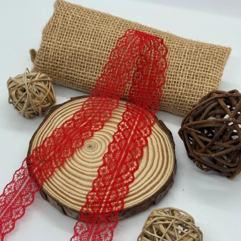 Мереживо не еластичне 1658-2 2.8см (400 ярдів/364 м.), червоний