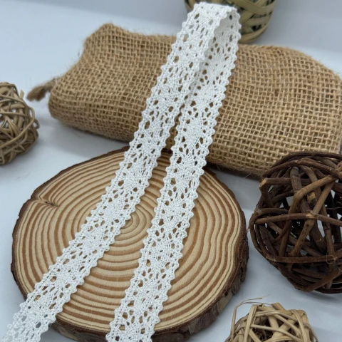 Мереживо макраме 5115 2,5 см.(300 ярдів/274,3 м.), молочний