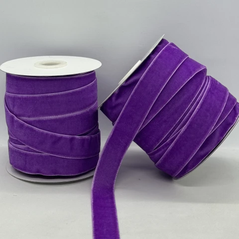Стрічка оксамит 2 см (25 ярдів/22,75 м.), 14 світлий фіолетовий