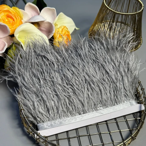 Пір'я на тасьмі 7-10 см (10 метрів), темний сірий