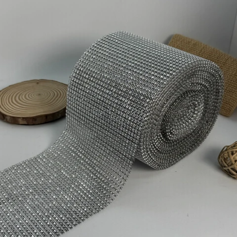 Тасьма пластикова імітація 30 ряда 12 см (10 ярдів/9,14 м.), срібло